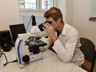 Přírodovědné lyceum - Střední odborná škola ekologická a potravinářská Veselí nad Lužnicí