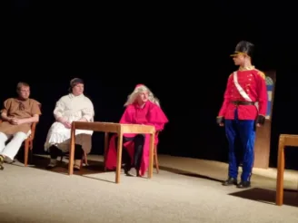 Divadelní kroužek ŽÁDNÝ HWJEZDY - Střední odborná škola ekologická a potravinářská Veselí nad Lužnicí