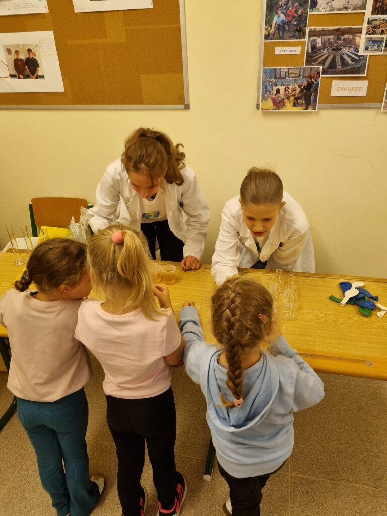 Noc vědců na SOŠEP! - Střední odborná škola ekologická a potravinářská Veselí nad Lužnicí