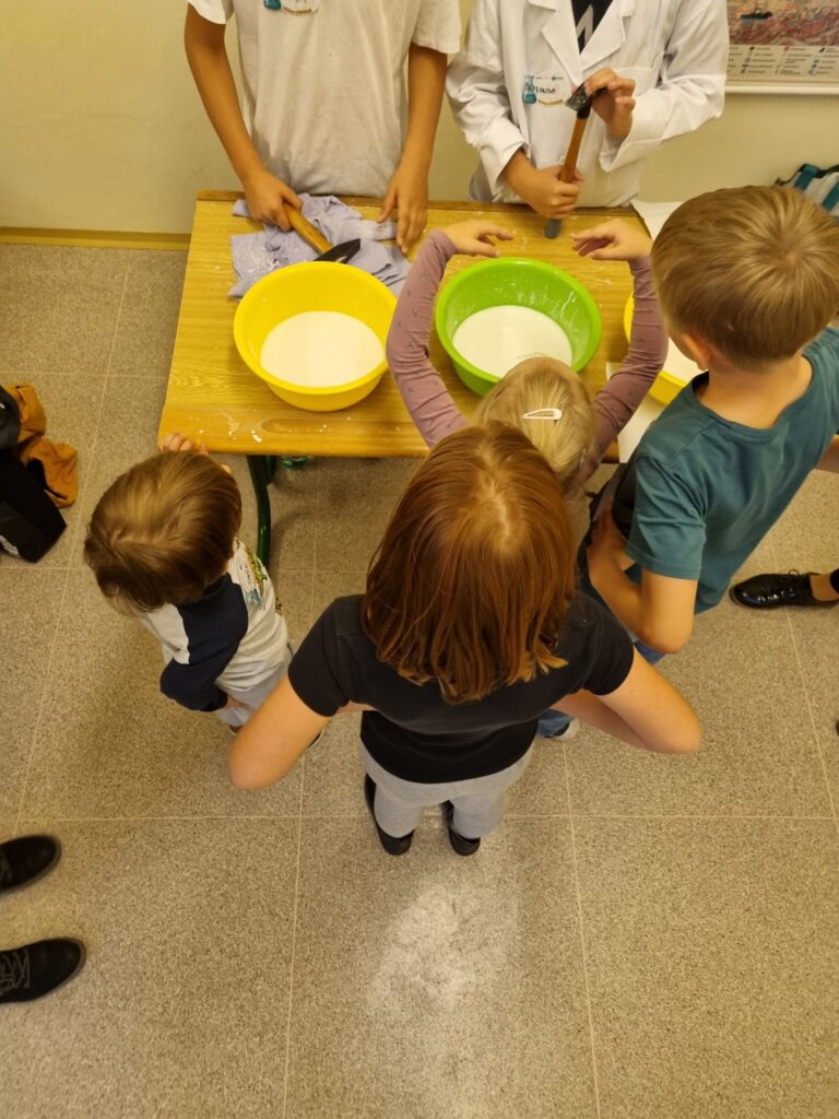 Noc vědců na SOŠEP! - Střední odborná škola ekologická a potravinářská Veselí nad Lužnicí