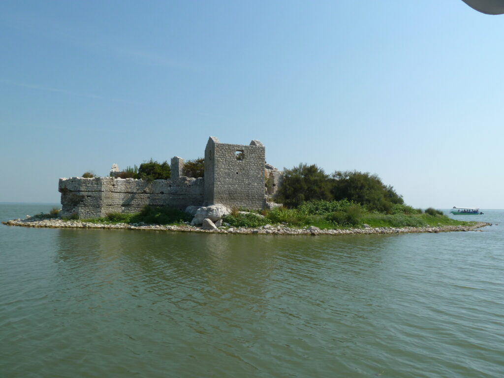 Pozoruhodná a zapomenutá Černá Hora - Střední odborná škola ekologická a potravinářská Veselí nad Lužnicí